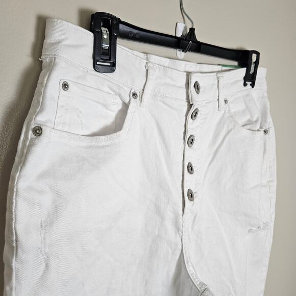INC White Mom Jeans Sz 8 - Picture 3 of 13